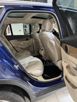 Mercedes-Benz GLC-Class 2018 Blue