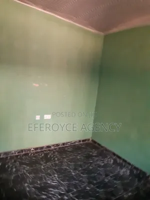 1bdrm Room & Parlour in Auchi Bypass, Benin City for rent