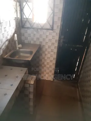 1bdrm Room & Parlour in Auchi Bypass, Benin City for rent