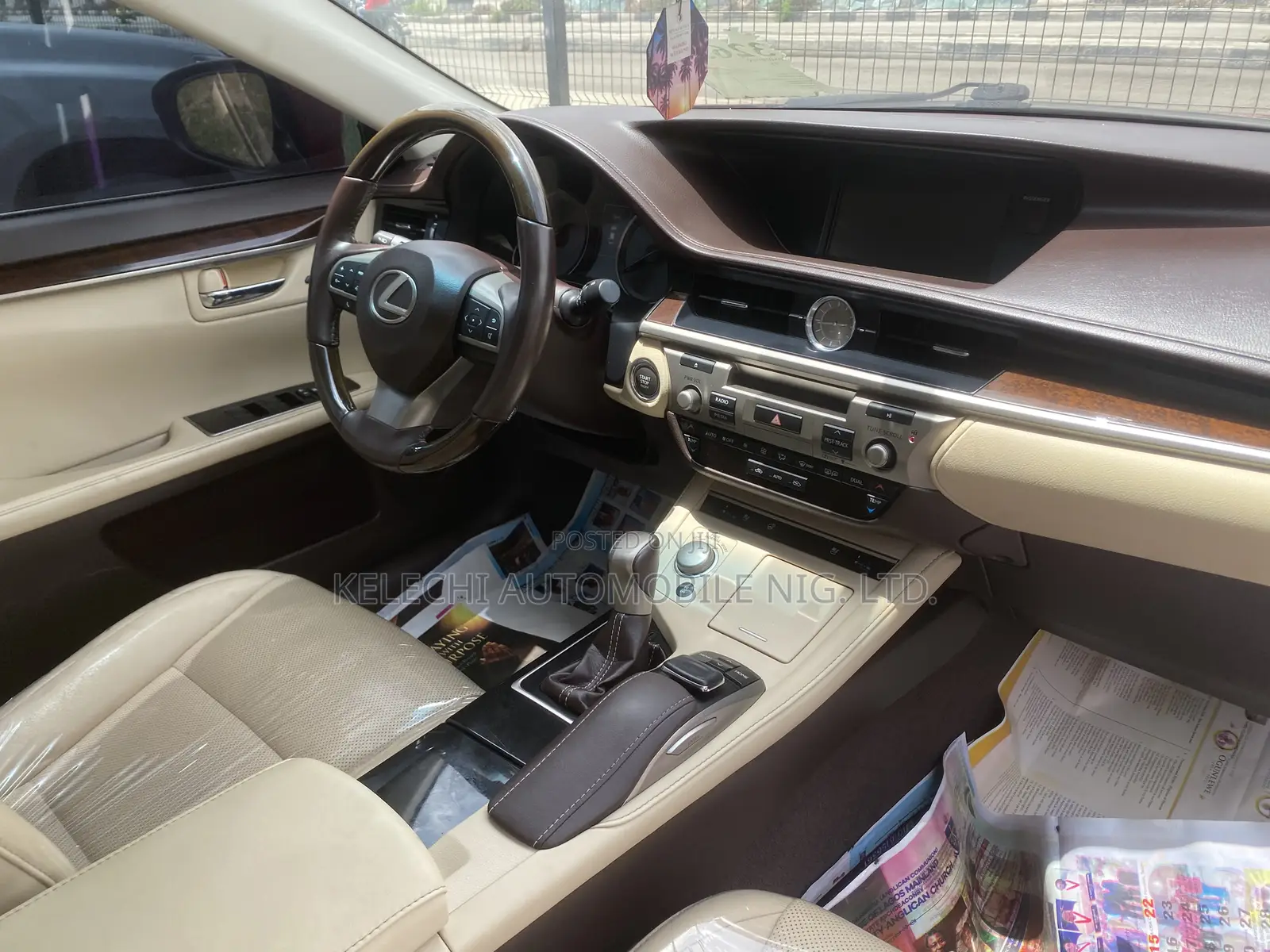 Lexus ES 350 FWD 2016 Red