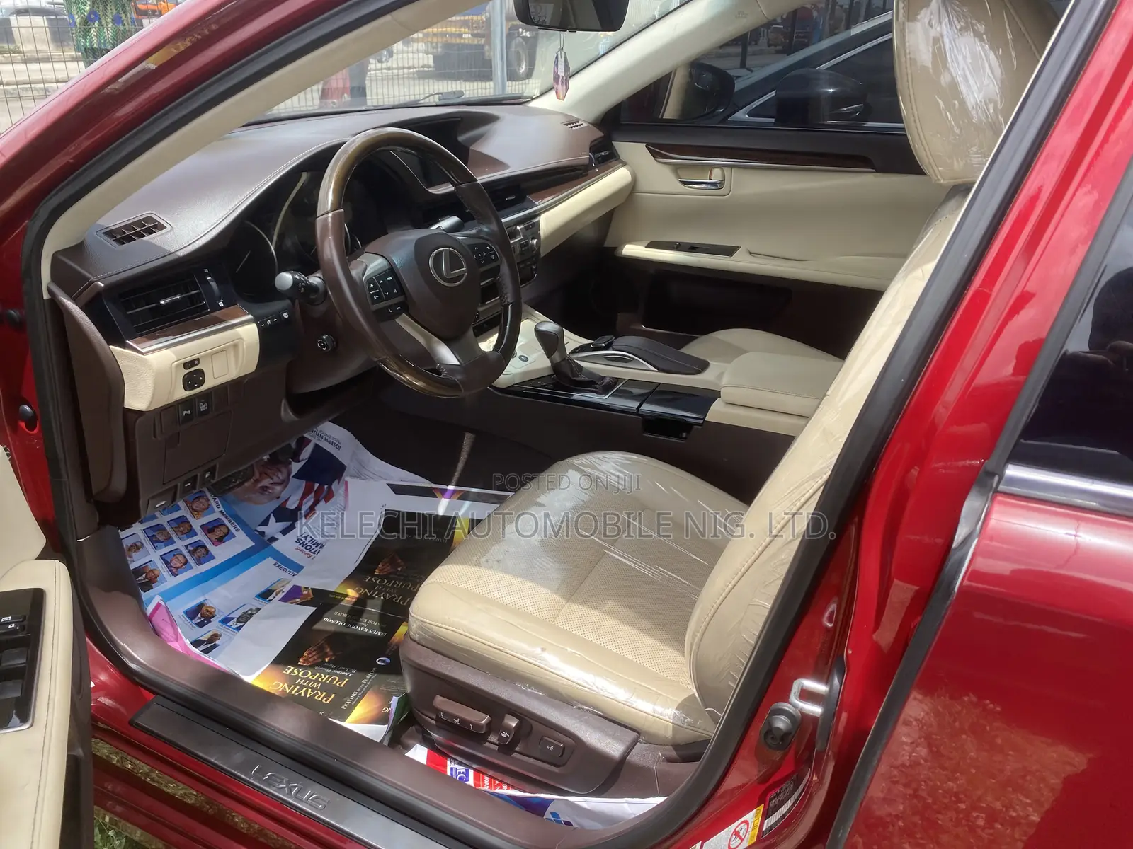 Lexus ES 350 FWD 2016 Red