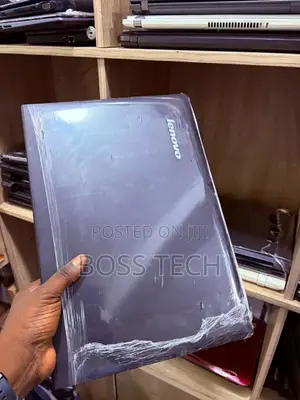 Laptop Lenovo IdeaPad 300 8GB Intel Core i5 HDD 250GB