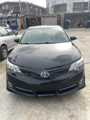 Toyota Camry SE 4dr Sedan (2.5L 4cyl 6A) 2014 Black
