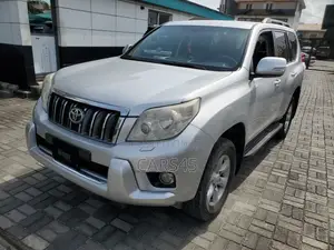 Toyota Land Cruiser Prado 2012 Silver