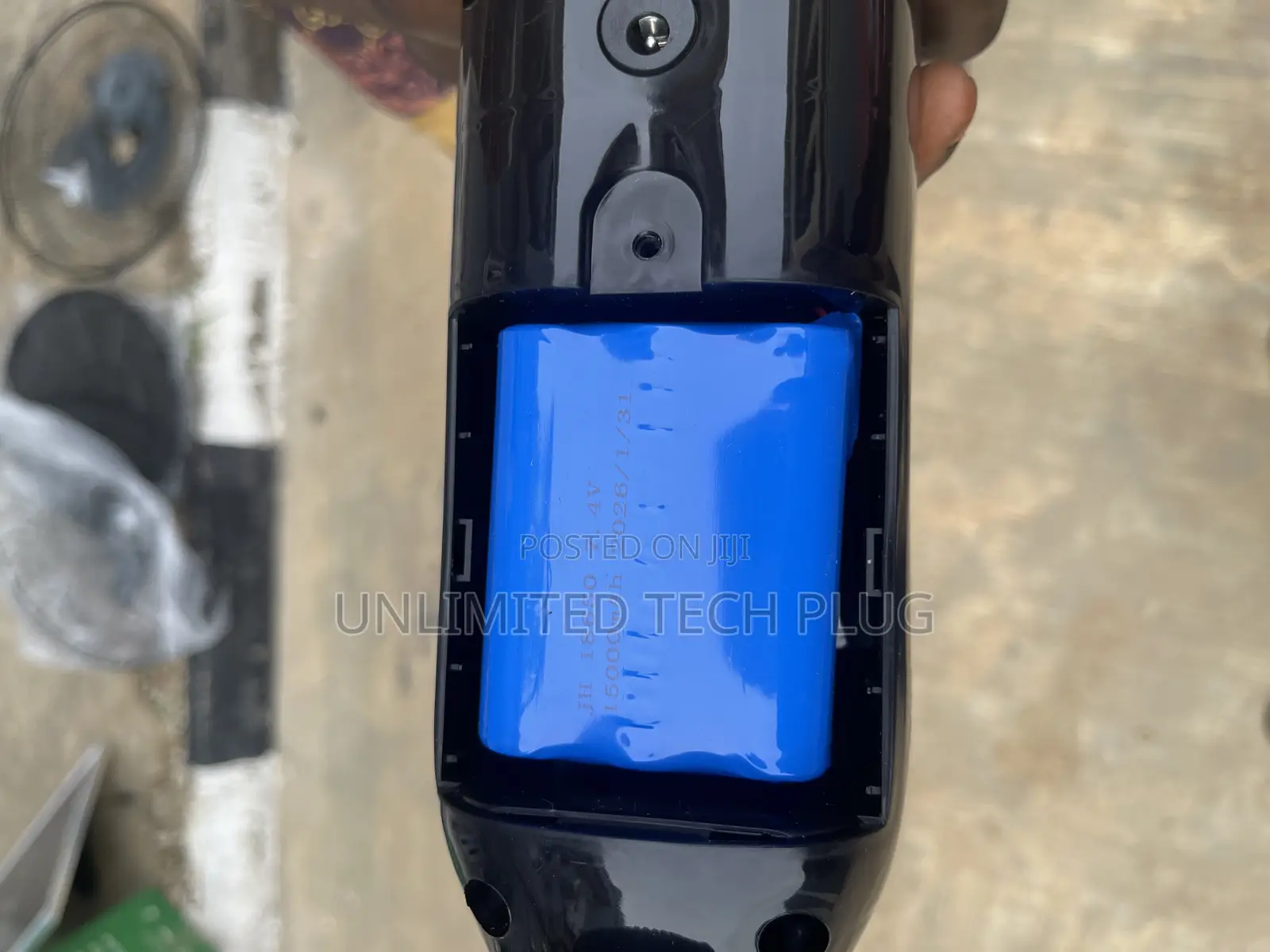 Durable Rechargeable Solar Fan +Light Bulb + Remote Control