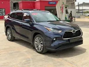 Toyota Highlander Platinum 2021 Blue
