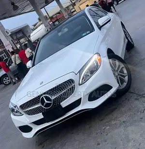 Mercedes-Benz C300 2016 White