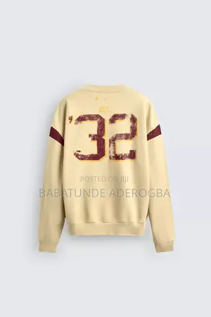 Zara NFL v Neck T-Shirt