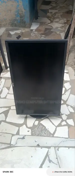 27 Inches Gaming Monitor