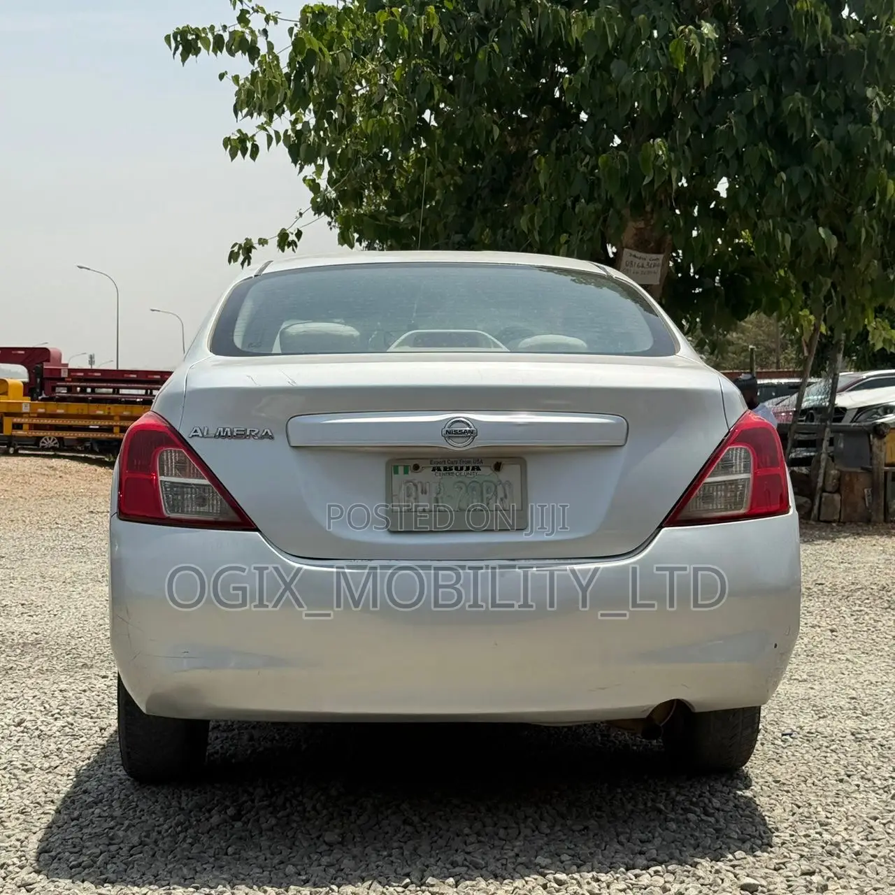 Nissan Almera 2012 Silver