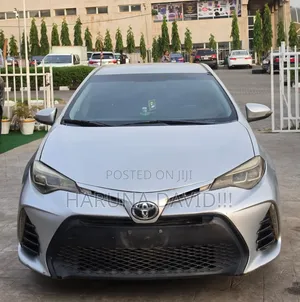 Toyota Corolla S Plus 4dr Sedan (1.8L 4cyl 6M) 2014 Silver