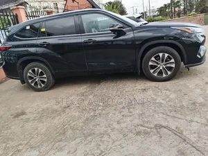 Toyota Highlander 2021 Black