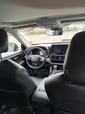 Toyota Highlander 2021 Black