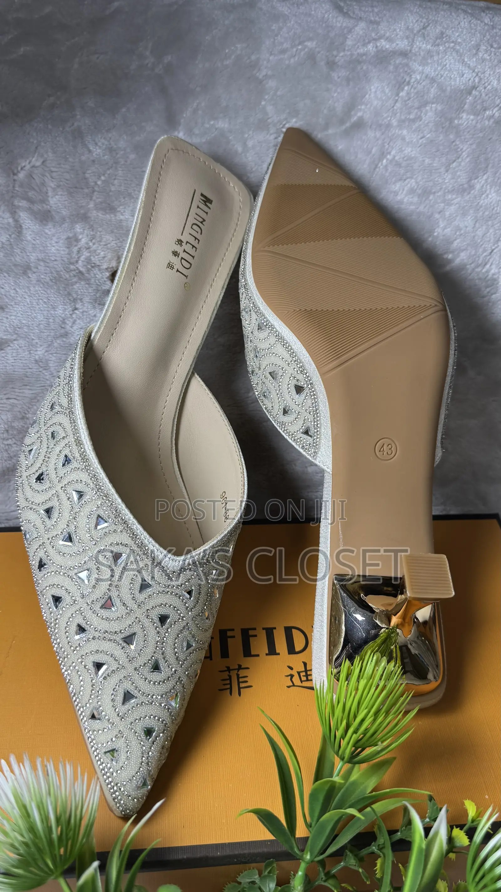 Ladies Half Shoe
