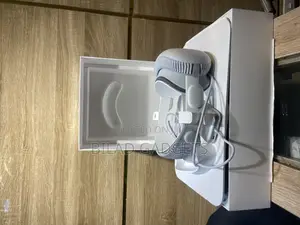 Apple Vision Pro 2025