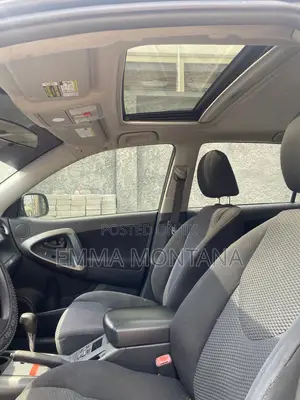 Toyota RAV4 2010 Black