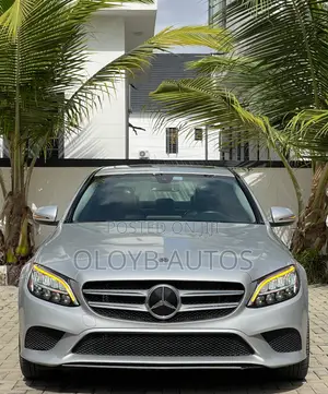 Mercedes-Benz C300 2020 Silver