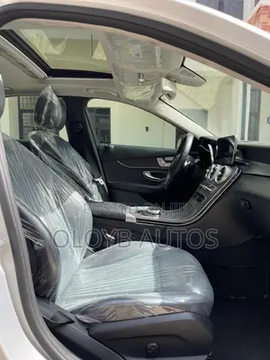 Mercedes-Benz C300 2020 Silver