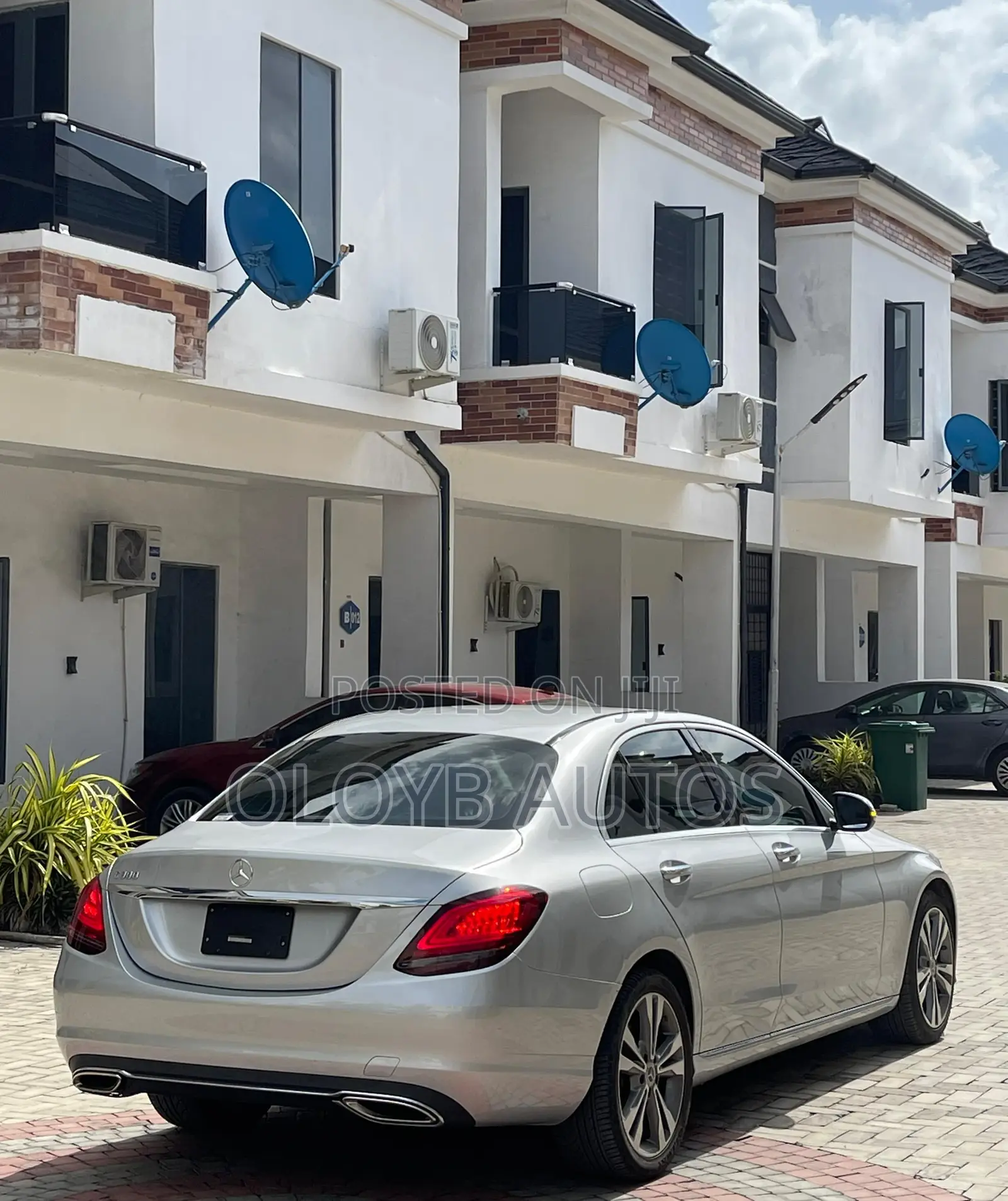 Mercedes-Benz C300 2020 Silver