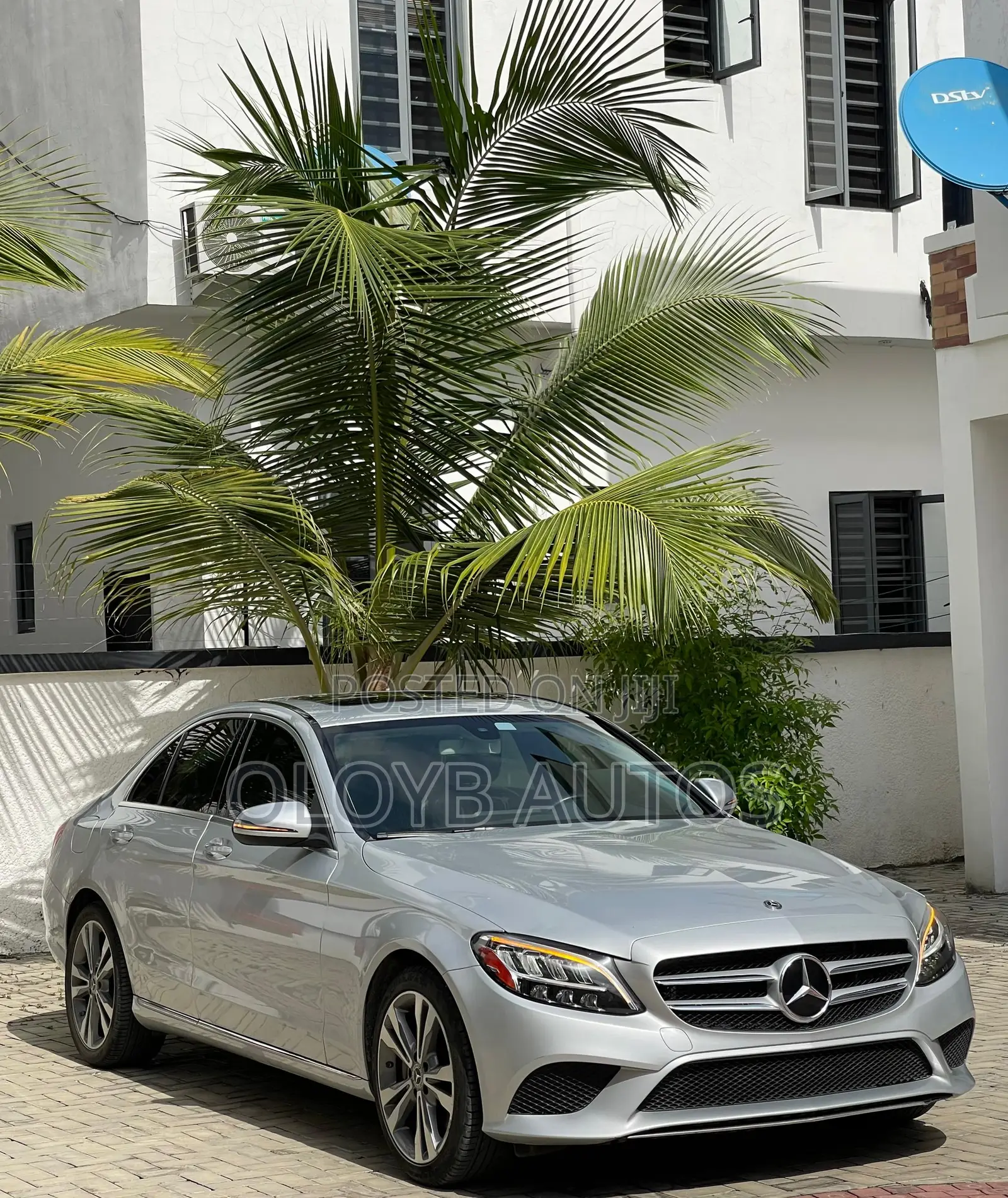 Mercedes-Benz C300 2020 Silver