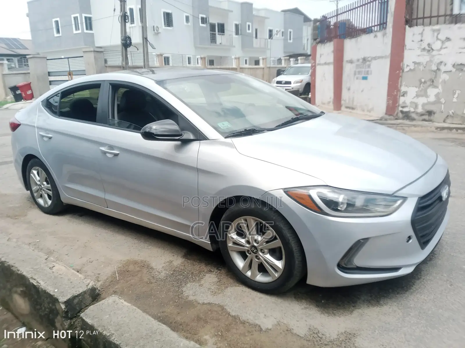 Hyundai Elantra 2017 Silver