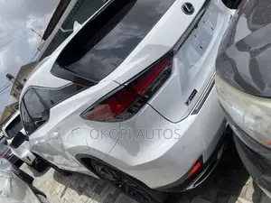 Lexus RX 2021 White