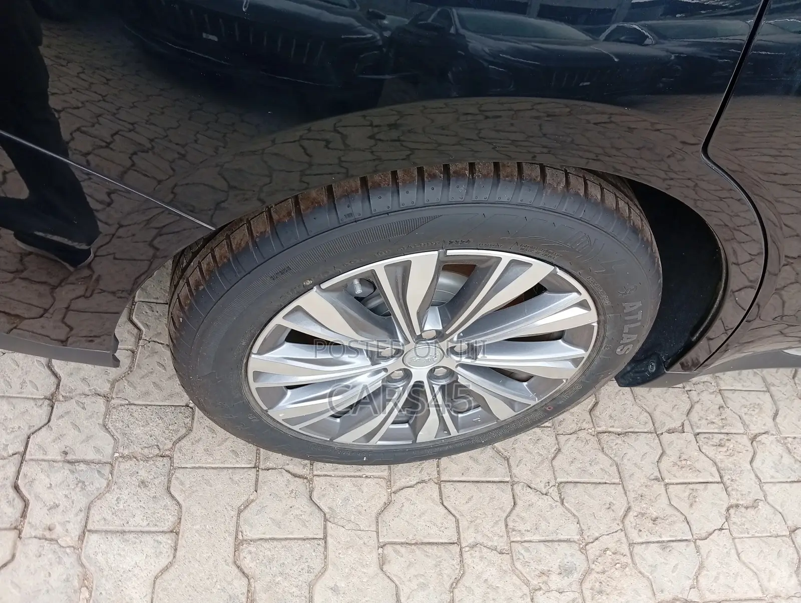 Hongqi E-HS9 2023 Black