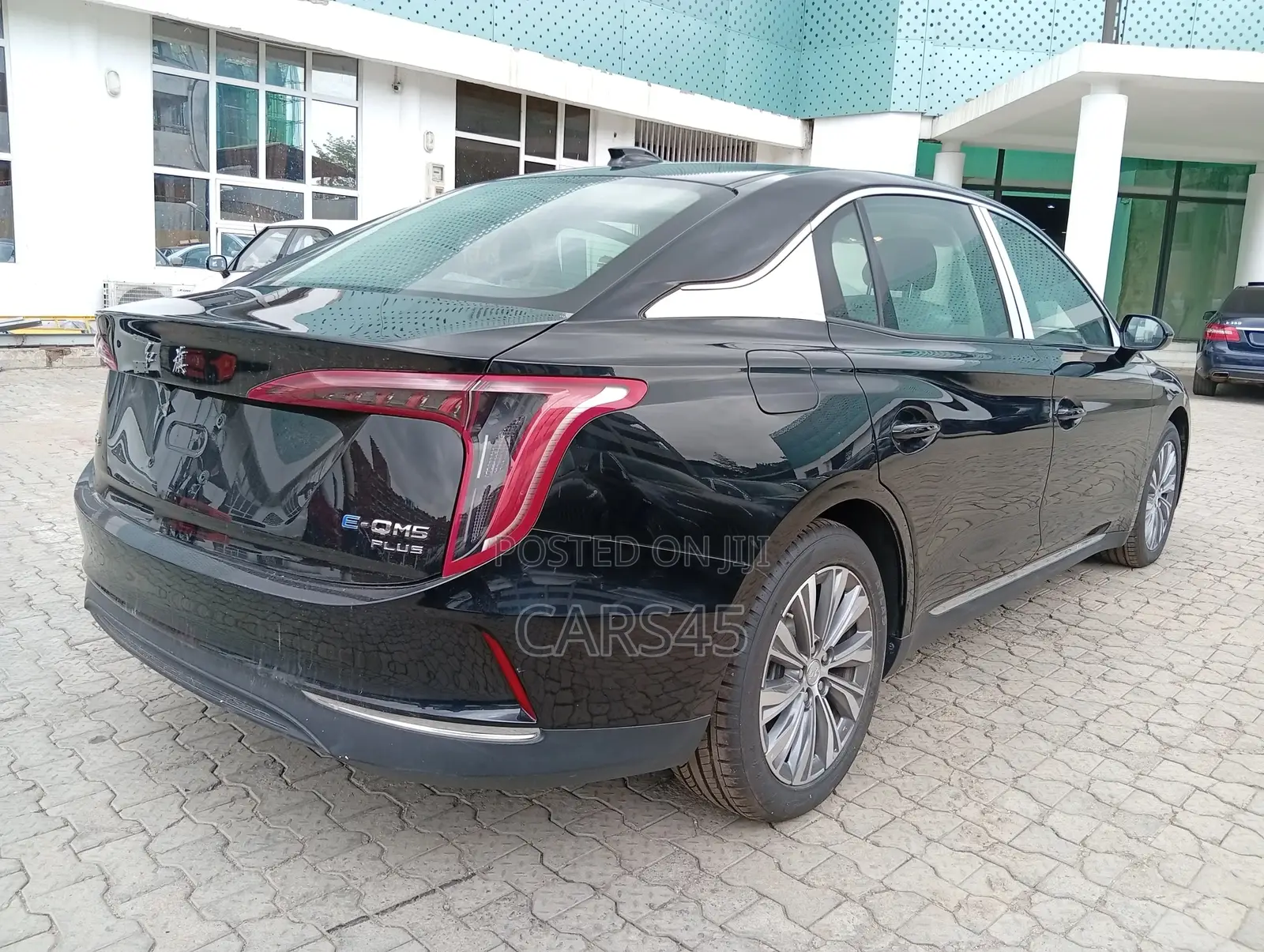 Hongqi E-HS9 2023 Black