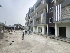 3bdrm Duplex in Lekki Phase 1 for sale