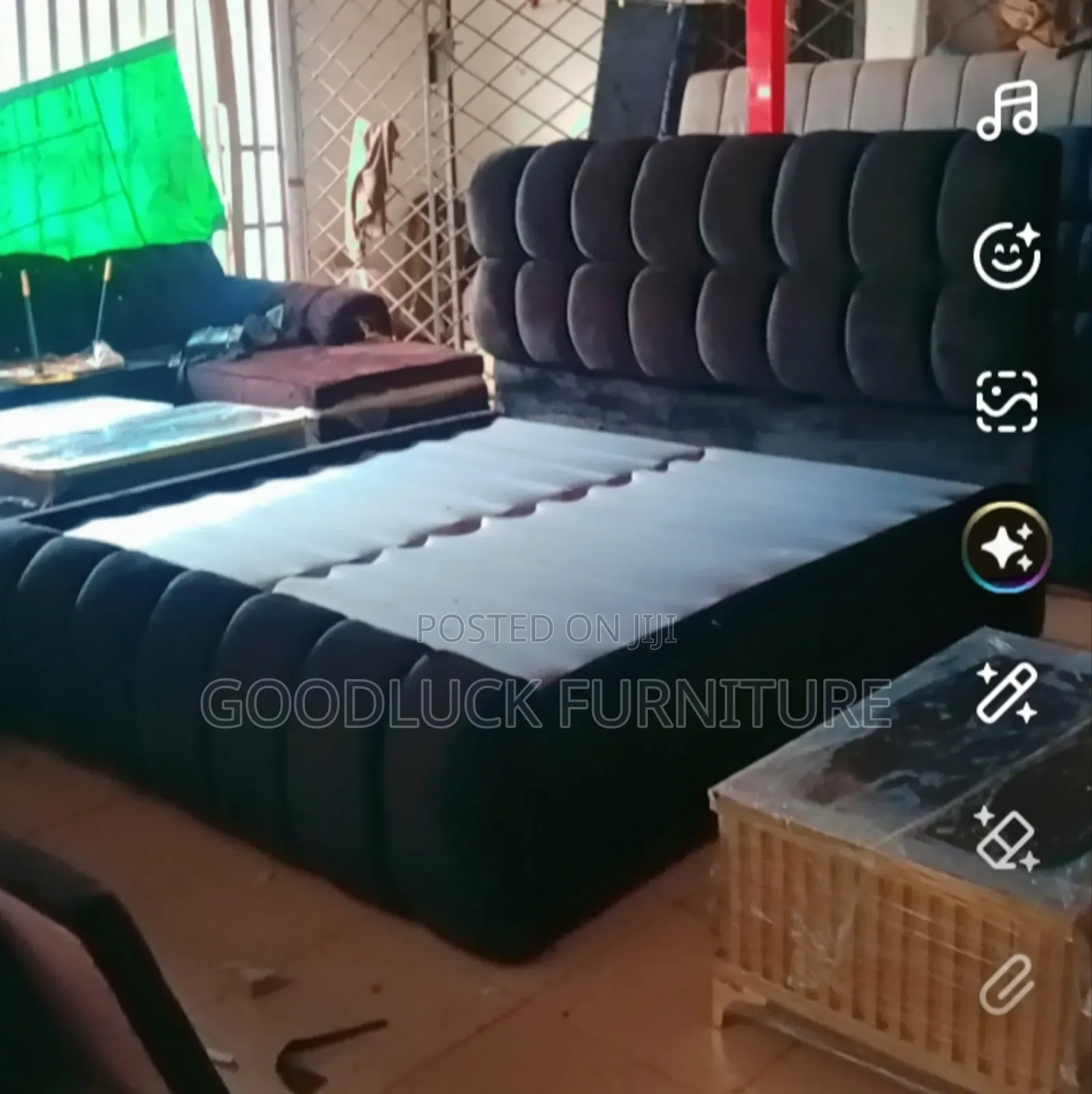 Latest Bedframe