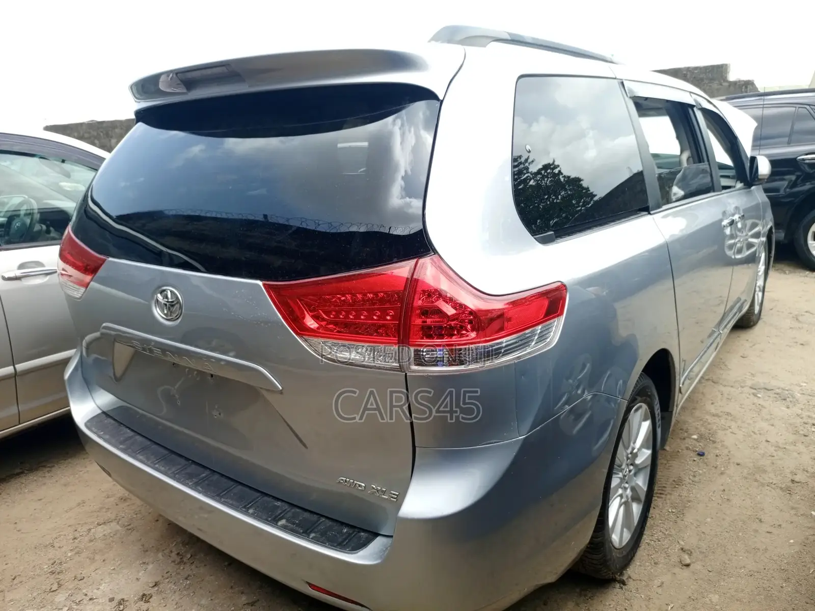 Toyota Sienna 2014 Silver