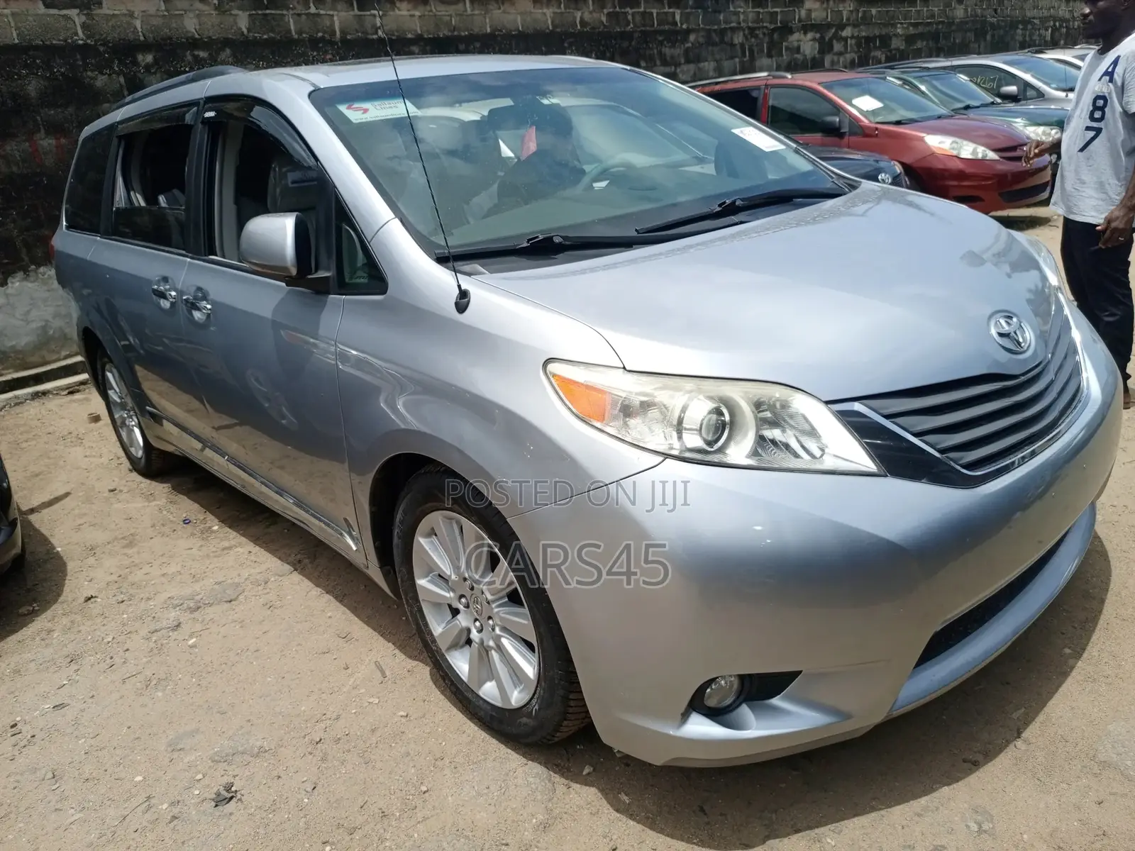 Toyota Sienna 2014 Silver