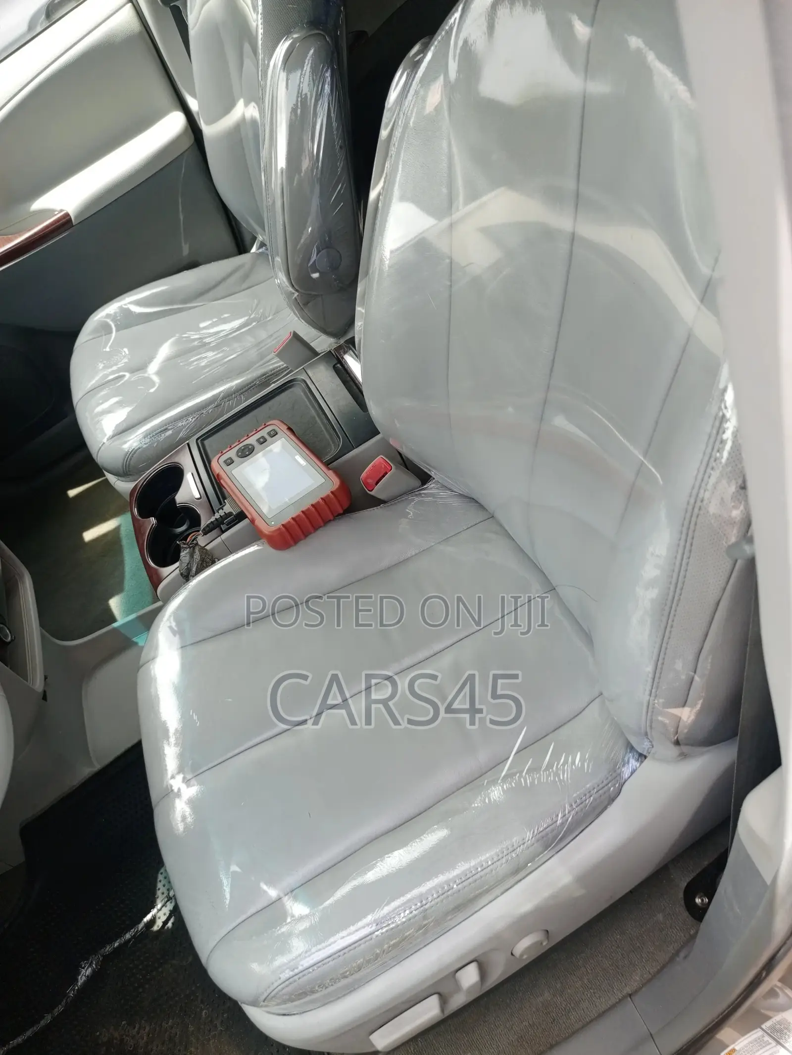 Toyota Sienna 2014 Silver