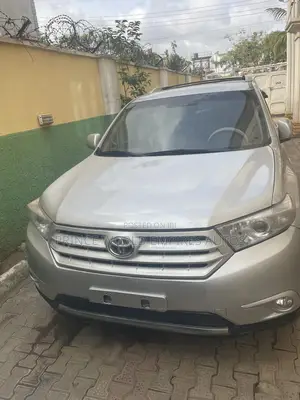 Toyota Highlander Limited 2010 Silver
