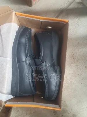 Region American Safety Shoes
