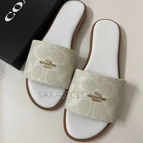 High Quality Coach Slippers