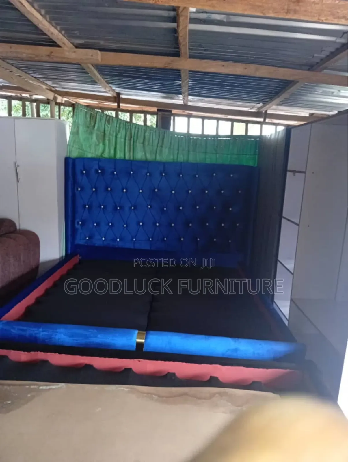 Simple Classic Bedframe