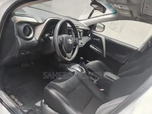 Toyota RAV4 2016 White