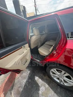 Hyundai Santa Fe Limited 2012 Maroon