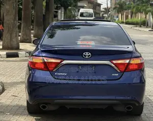 Toyota Camry XSE 4dr Sedan (3.5L 6cyl 6A) 2015 Blue