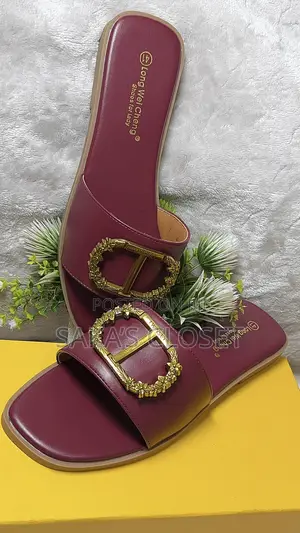 High Quality Ladies Slippers