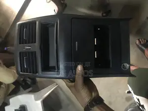 Back Console With Ac Vent Ml350 (W166)