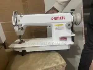 Industrial Lock Stitch Sewing Machine