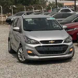 Chevrolet Spark LT w/1LT CVT 2019 Silver