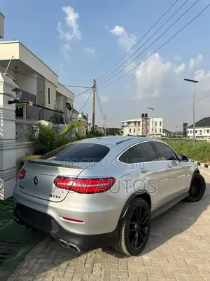 Mercedes-Benz GLC-Class 2019 Silver