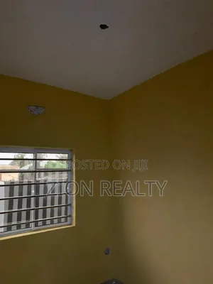 1bdrm Room & Parlour in New Road, Awoyaya for rent