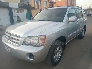 Toyota Highlander Base AWD 2004 Silver
