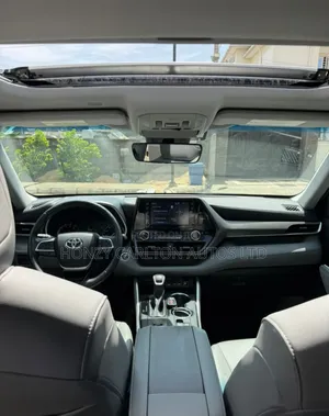 Toyota Highlander XLE AWD 2020 Blue