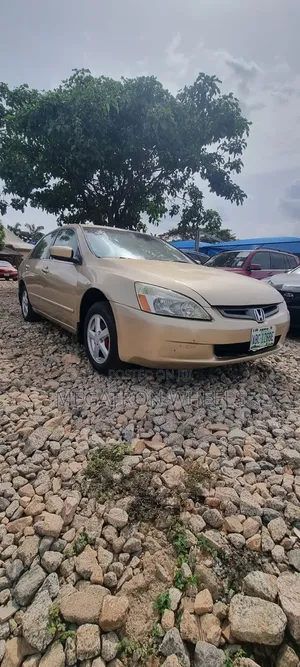 Honda Accord Sedan EX Automatic 2005 Gold