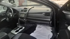 Toyota Camry XLE 4dr Sedan (2.5L 4cyl 6A) 2013 Black